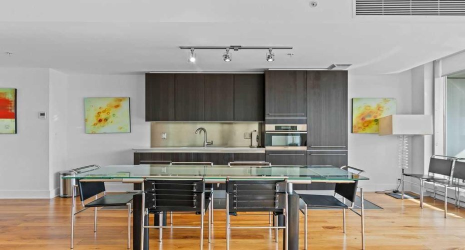 433 11 Avenue, Calgary, Alberta T2G 0C7, 2 Bedrooms Bedrooms, ,2 BathroomsBathrooms,Residential,For Sale,11,A2212709