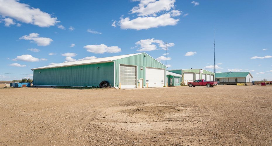 310 Williams Industrial Drive, Neilburg, Saskatchewan S0M 2C0, ,Commercial,For Sale,Williams Industrial Drive,A2218646