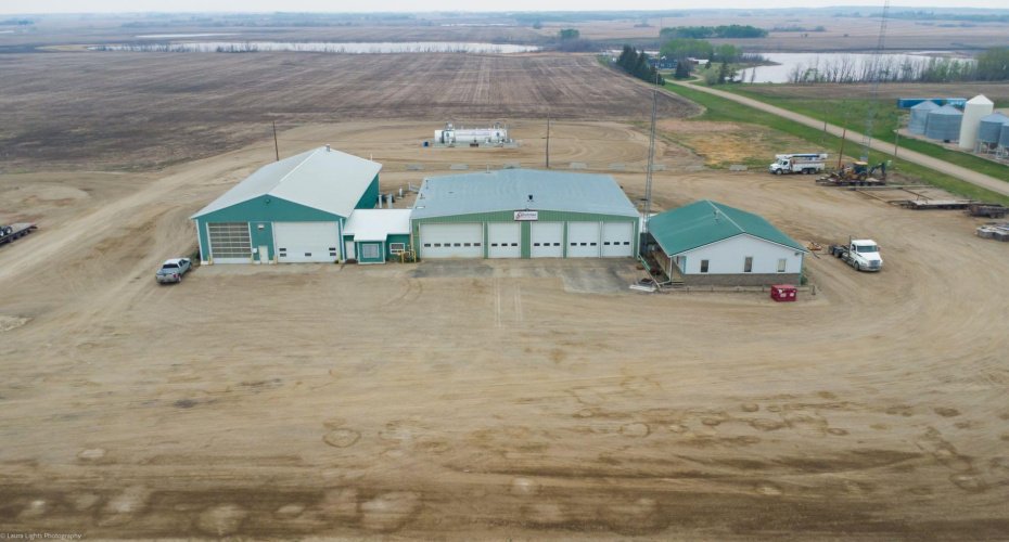 310 Williams Industrial Drive, Neilburg, Saskatchewan S0M 2C0, ,Commercial,For Sale,Williams Industrial Drive,A2218646
