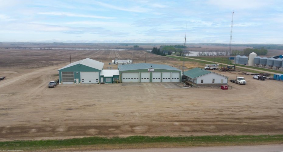 310 Williams Industrial Drive, Neilburg, Saskatchewan S0M 2C0, ,Commercial,For Sale,Williams Industrial Drive,A2218646