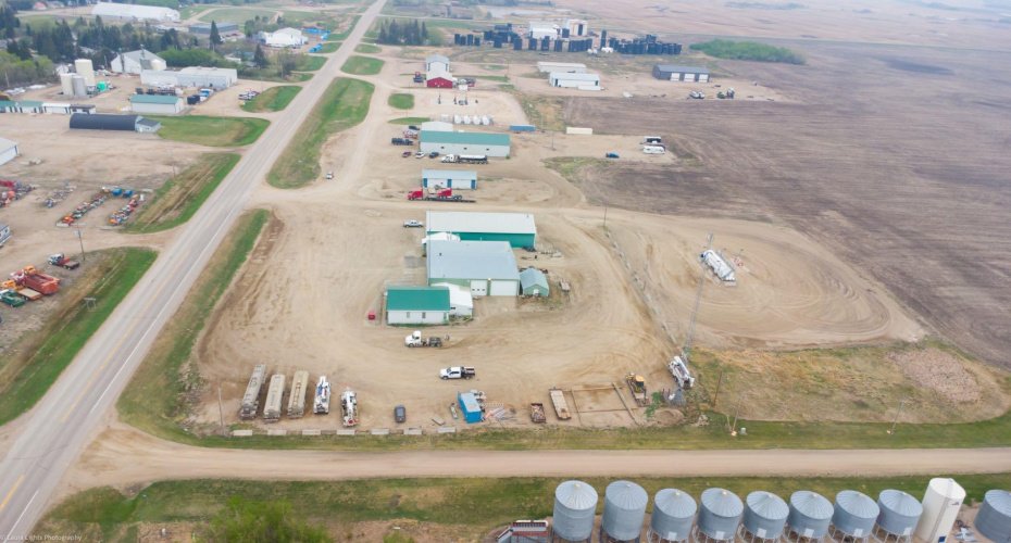 310 Williams Industrial Drive, Neilburg, Saskatchewan S0M 2C0, ,Commercial,For Sale,Williams Industrial Drive,A2218646