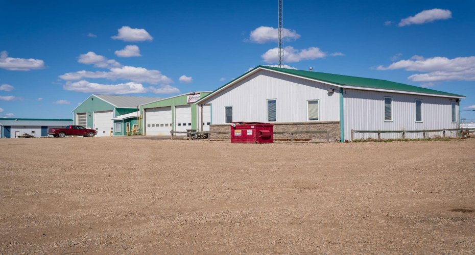310 Williams Industrial Drive, Neilburg, Saskatchewan S0M 2C0, ,Commercial,For Sale,Williams Industrial Drive,A2218646