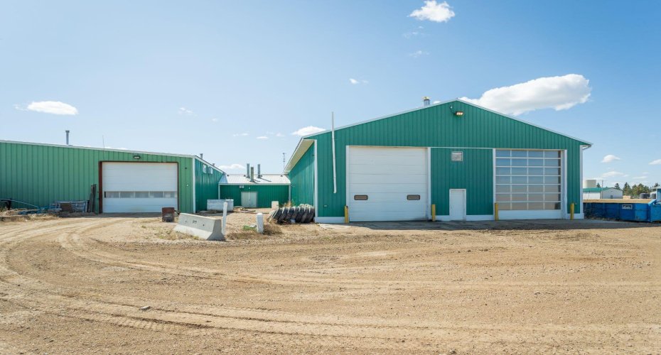 310 Williams Industrial Drive, Neilburg, Saskatchewan S0M 2C0, ,Commercial,For Sale,Williams Industrial Drive,A2218646