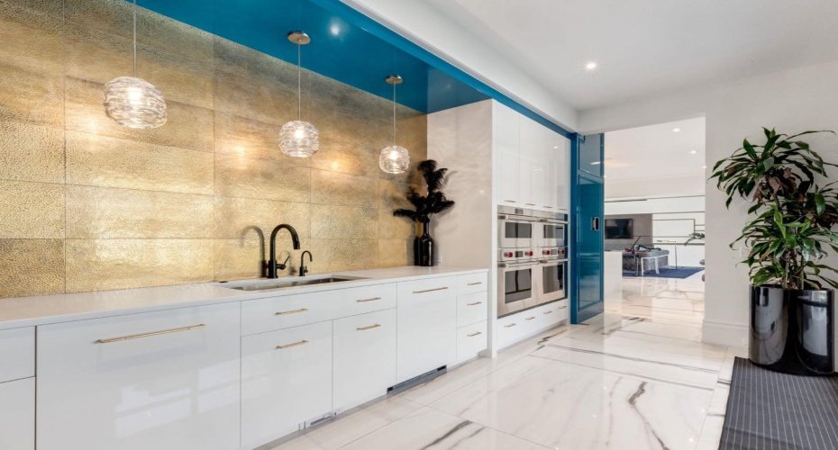 732 Crescent Road, Calgary, Alberta T2M4A6, 6 Bedrooms Bedrooms, ,10 BathroomsBathrooms,Residential,For Sale,Crescent,A2220099