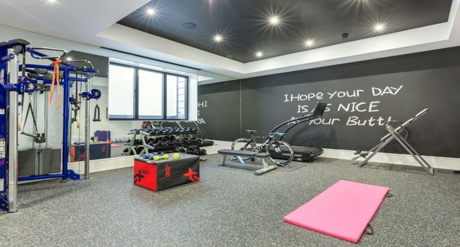 732 Crescent Road, Calgary, Alberta T2M4A6, 6 Bedrooms Bedrooms, ,10 BathroomsBathrooms,Residential,For Sale,Crescent,A2220099