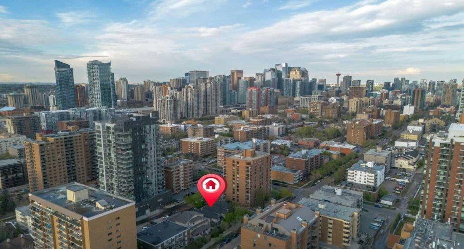 1314 15 Avenue, Calgary, Alberta T3C 0X7, 3 Bedrooms Bedrooms, ,2 BathroomsBathrooms,Residential,For Sale,15,A2221302