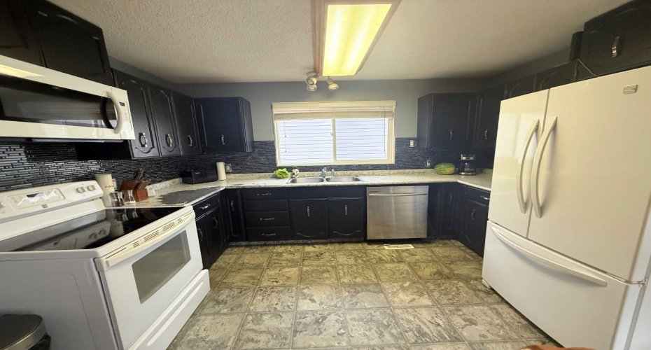 5319 55 Avenue, Viking, Alberta T0B 4N0, 3 Bedrooms Bedrooms, ,2 BathroomsBathrooms,Residential,For Sale,55,A2221528