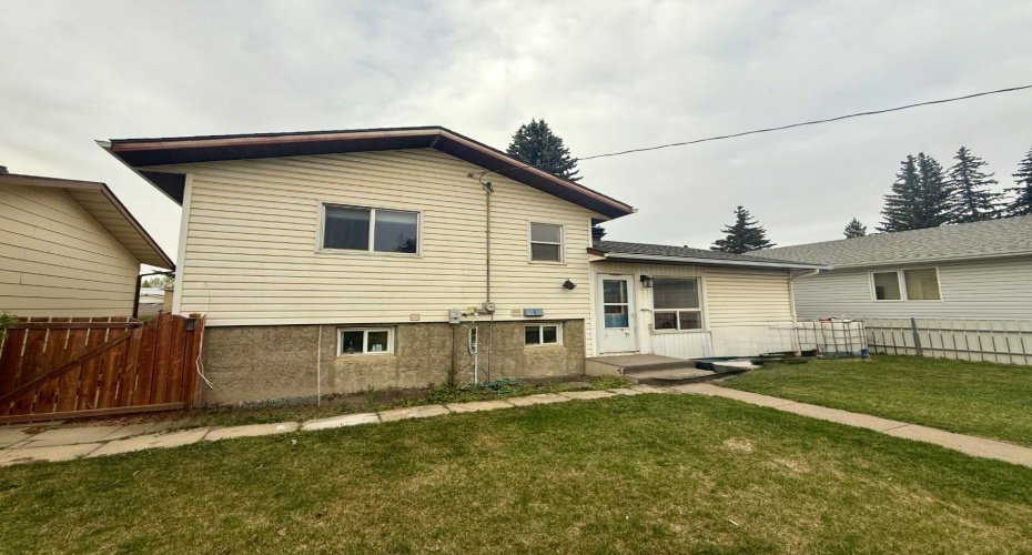 5319 55 Avenue, Viking, Alberta T0B 4N0, 3 Bedrooms Bedrooms, ,2 BathroomsBathrooms,Residential,For Sale,55,A2221528