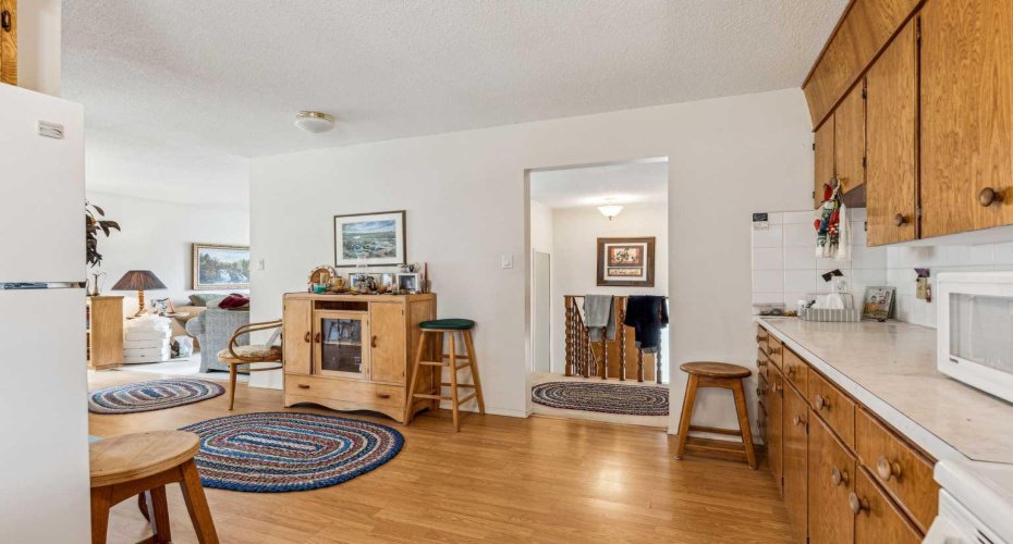 201 11 Avenue, High River, Alberta T0L1B0, 3 Bedrooms Bedrooms, ,3 BathroomsBathrooms,Residential,For Sale,11,A2222022