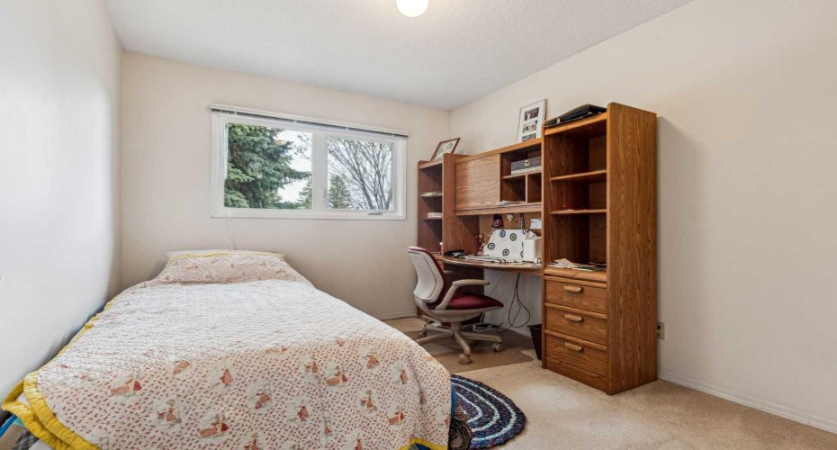 201 11 Avenue, High River, Alberta T0L1B0, 3 Bedrooms Bedrooms, ,3 BathroomsBathrooms,Residential,For Sale,11,A2222022