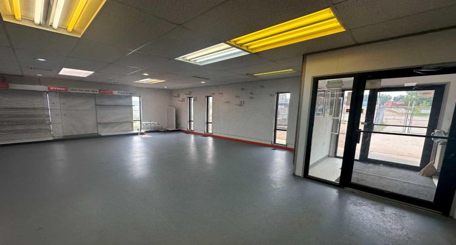 24 Nipewon Road, Lac La Biche, Alberta T0A 2C0, ,Commercial,For Sale,Nipewon Road,A2210597