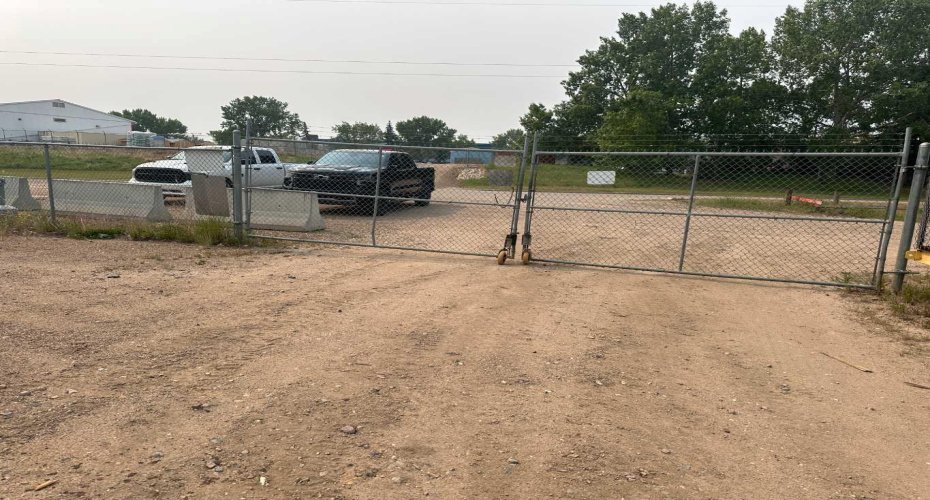 24 Nipewon Road, Lac La Biche, Alberta T0A 2C0, ,Commercial,For Sale,Nipewon Road,A2210597