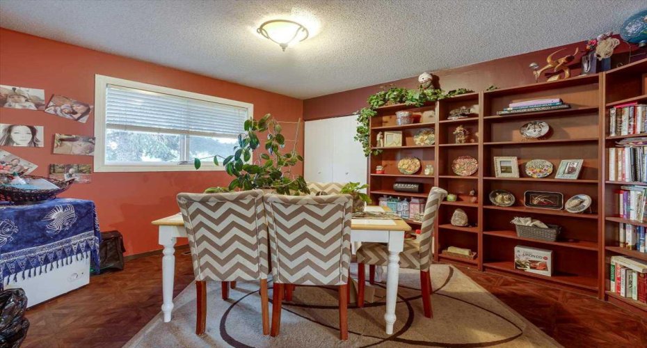 1203 Gough Road, Carstairs, Alberta T0M 0N0, 3 Bedrooms Bedrooms, ,2 BathroomsBathrooms,Residential,For Sale,Gough,A2222112