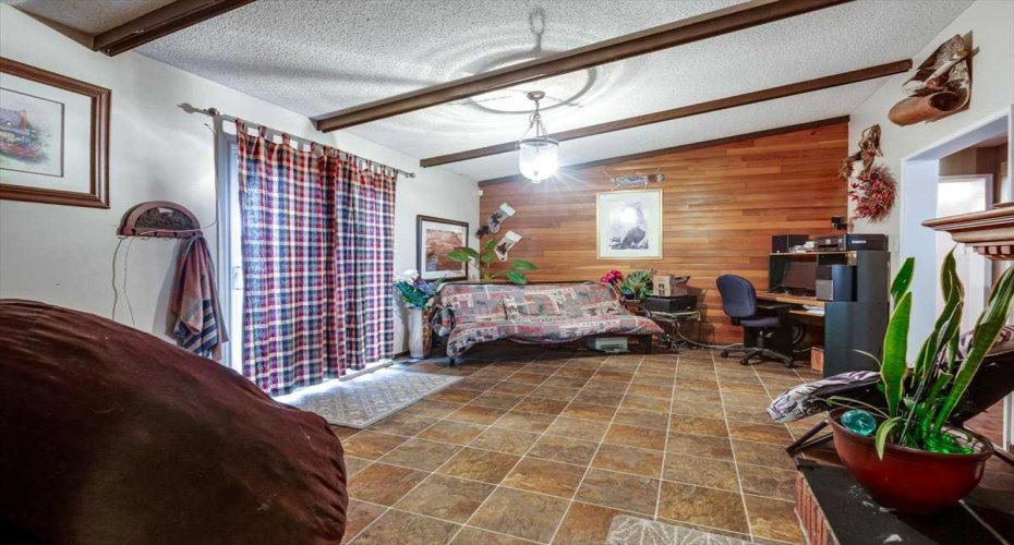 1203 Gough Road, Carstairs, Alberta T0M 0N0, 3 Bedrooms Bedrooms, ,2 BathroomsBathrooms,Residential,For Sale,Gough,A2222112