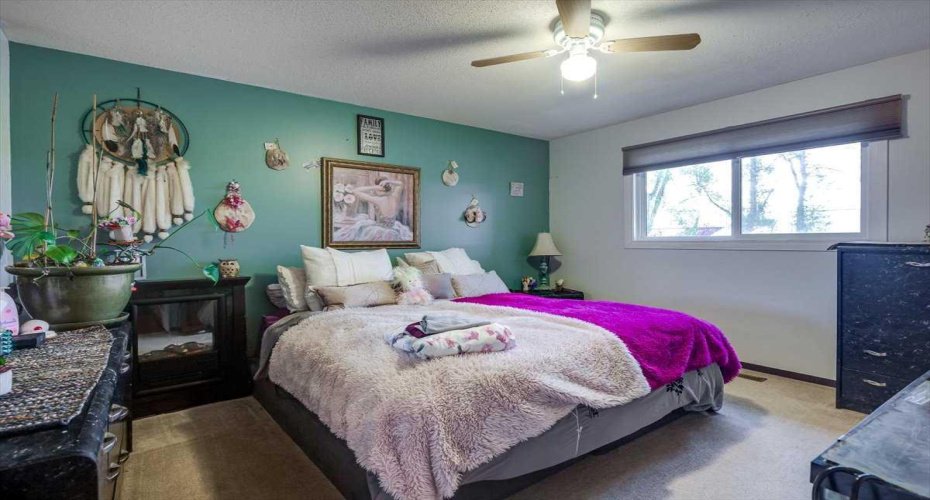 1203 Gough Road, Carstairs, Alberta T0M 0N0, 3 Bedrooms Bedrooms, ,2 BathroomsBathrooms,Residential,For Sale,Gough,A2222112