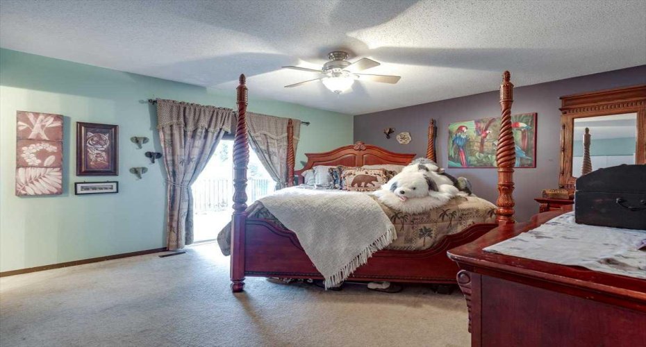 1203 Gough Road, Carstairs, Alberta T0M 0N0, 3 Bedrooms Bedrooms, ,2 BathroomsBathrooms,Residential,For Sale,Gough,A2222112