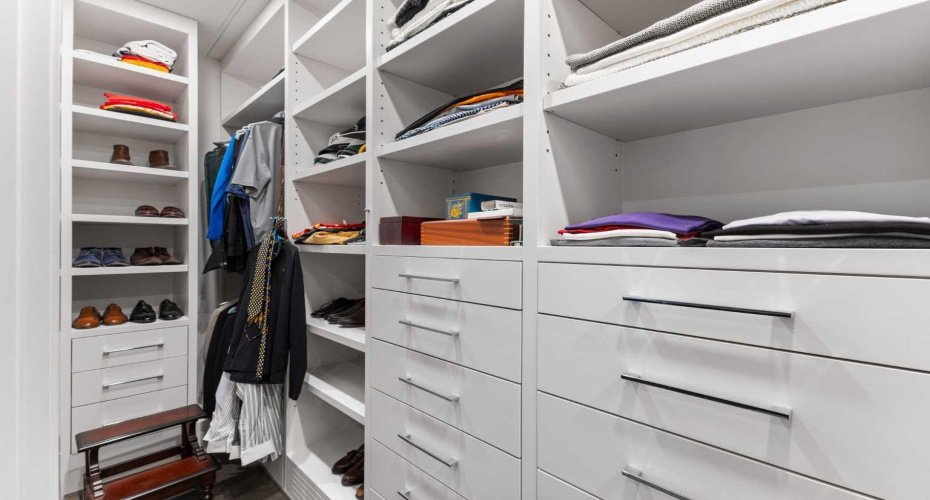 500 Eau Claire Avenue, Calgary, Alberta T2P 3R8, 1 Bedroom Bedrooms, ,2 BathroomsBathrooms,Residential,For Sale,Eau Claire,A2223441