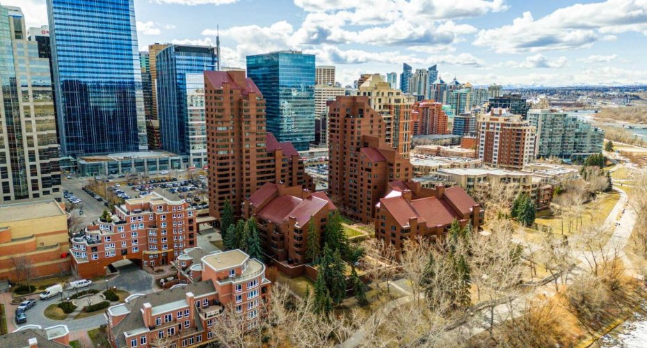 500 Eau Claire Avenue, Calgary, Alberta T2P 3R8, 1 Bedroom Bedrooms, ,2 BathroomsBathrooms,Residential,For Sale,Eau Claire,A2223441