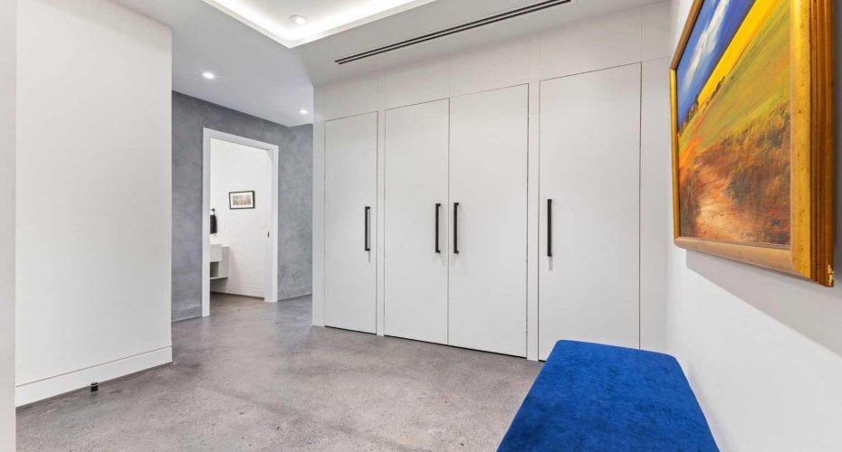 500 Eau Claire Avenue, Calgary, Alberta T2P 3R8, 1 Bedroom Bedrooms, ,2 BathroomsBathrooms,Residential,For Sale,Eau Claire,A2223441