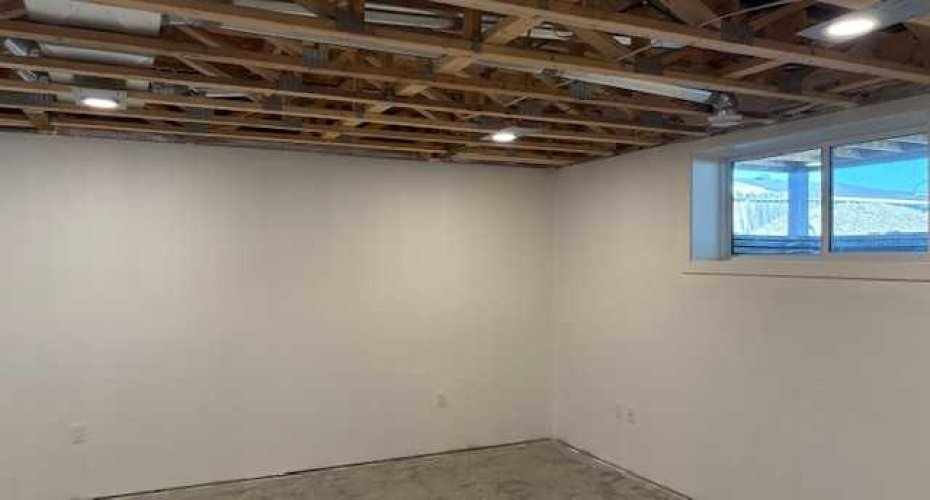 3 Greenview Crescent, Foremost, Alberta T0K 0X0, 5 Bedrooms Bedrooms, ,3 BathroomsBathrooms,Residential,For Sale,Greenview,A2223454