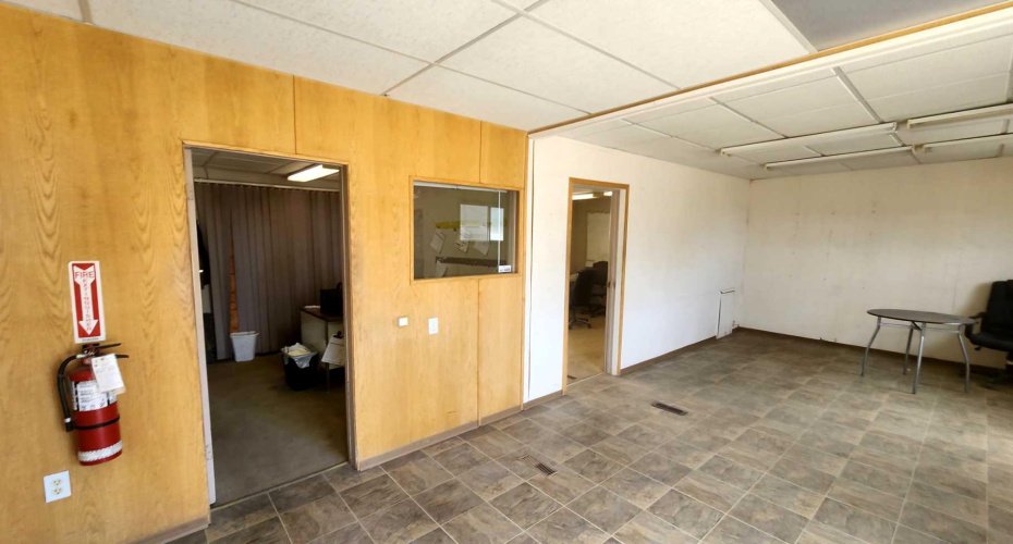 6709C GOLDENWEST Avenue, Red Deer, Alberta T4P 1A7, ,Commercial,For Lease,GOLDENWEST,A2222525