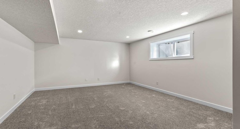 48 Cottageclub Lane, Rural Rocky View County, Alberta T4C1B1, 2 Bedrooms Bedrooms, ,3 BathroomsBathrooms,Residential,For Sale,Cottageclub,A2221288