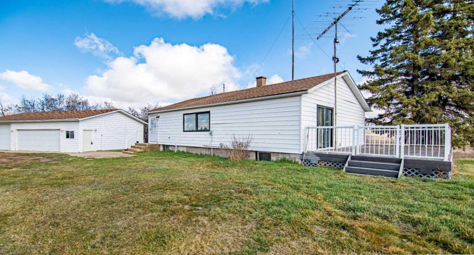 39061 Range Road 220, Rural Stettler No. 6, County of, Alberta T0C 2E0, 3 Bedrooms Bedrooms, ,1 BathroomBathrooms,Residential,For Sale,Range Road 220,A2212543