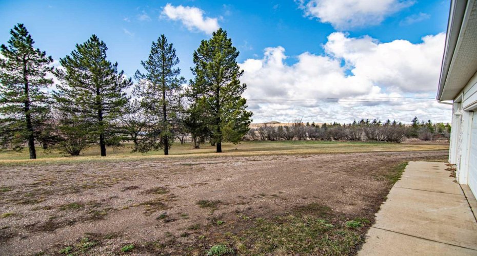 39061 Range Road 220, Rural Stettler No. 6, County of, Alberta T0C 2E0, 3 Bedrooms Bedrooms, ,1 BathroomBathrooms,Agri-business,For Sale,Range Road 220,A2212555