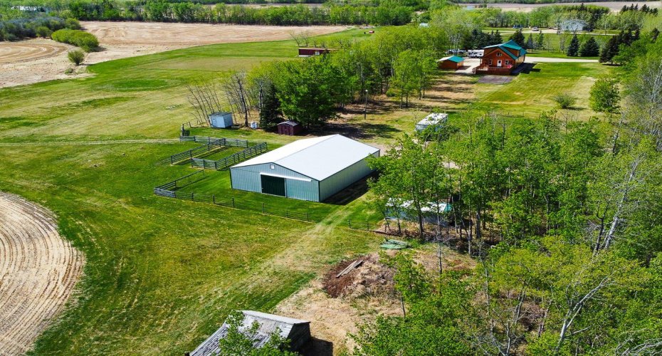 20133 TWP RD 832, St. Isidore, Alberta T0H 1E0, 3 Bedrooms Bedrooms, ,2 BathroomsBathrooms,Residential,For Sale,TWP RD 832,A2221319