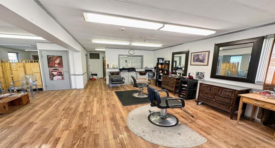 5009 50 Avenue, Valleyview, Alberta T0H3C0, ,Commercial,For Sale,50,A2224780