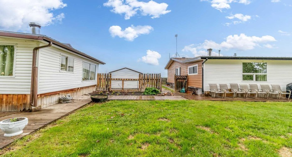 25579 Twp Rd 382, Rural Red Deer County, Alberta T4N 5E2, 5 Bedrooms Bedrooms, ,4 BathroomsBathrooms,Agri-business,For Sale,Twp Rd 382,A2223876