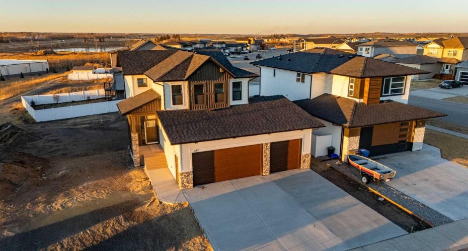 62 Vista Close, Blackfalds, Alberta T4M 0L3, 3 Bedrooms Bedrooms, ,3 BathroomsBathrooms,Residential,For Sale,Vista,A2225489