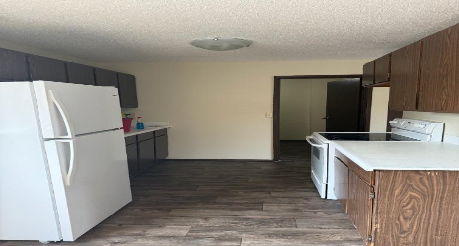 4607 73 Street, Calgary, Alberta T3B2M3, ,Commercial,For Sale,73,A2225168