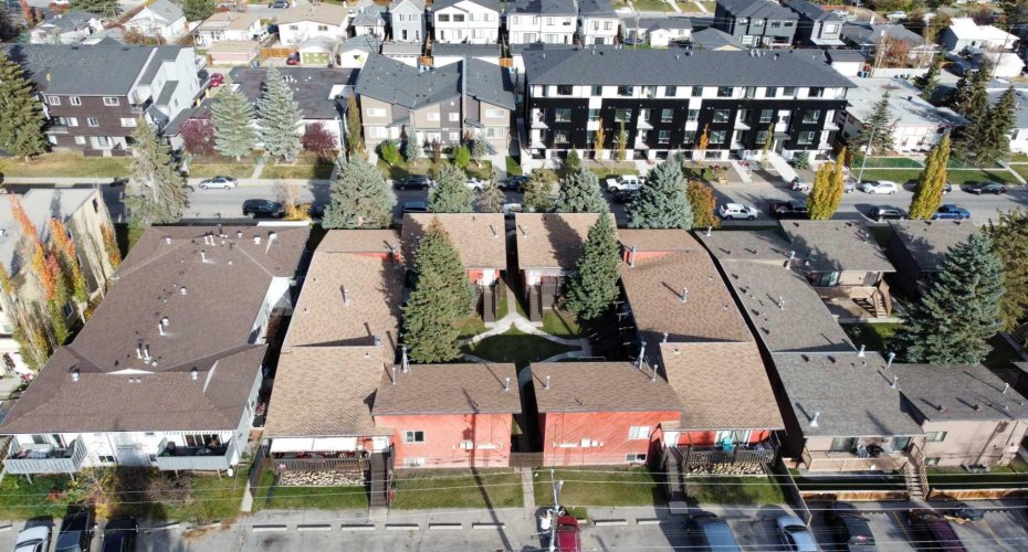 4607 73 Street, Calgary, Alberta T3B2M3, ,Commercial,For Sale,73,A2225168