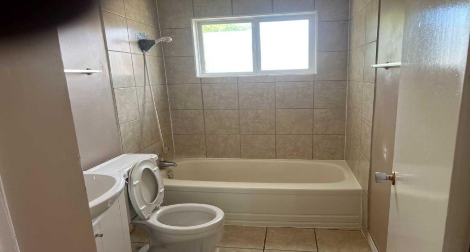 902 7 Avenue, Wainwright, Alberta T9W1C8, 2 Bedrooms Bedrooms, ,1 BathroomBathrooms,Residential,For Sale,7,A2225448