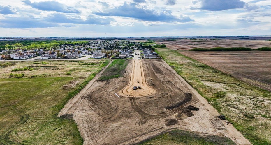 5728 55 Avenue, Camrose, Alberta T4V 4V4, 2 Bedrooms Bedrooms, ,2 BathroomsBathrooms,Residential,For Sale,55,A2225532