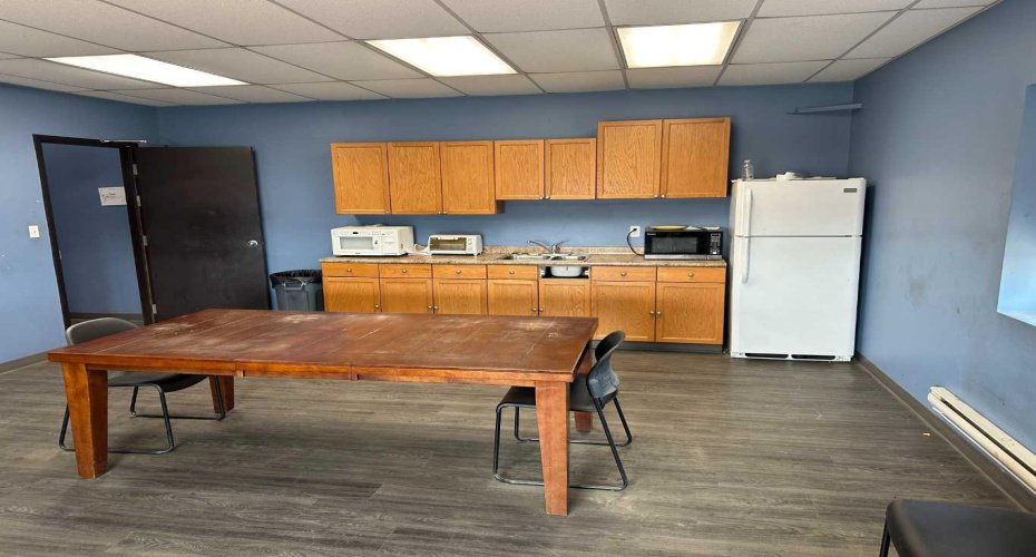 8002 105 Street, Clairmont, Alberta T0H 0W0, ,Commercial,For Lease,105,A2224986