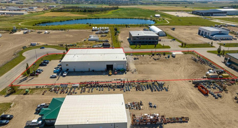 8002 105 Street, Clairmont, Alberta T0H 0W0, ,Commercial,For Lease,105,A2224986