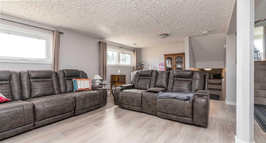 326506 TWP RD 500A, Rural, Saskatchewan S0M 1R0, 4 Bedrooms Bedrooms, ,2 BathroomsBathrooms,Residential,For Sale,326506 TWP RD 500A,A2225750