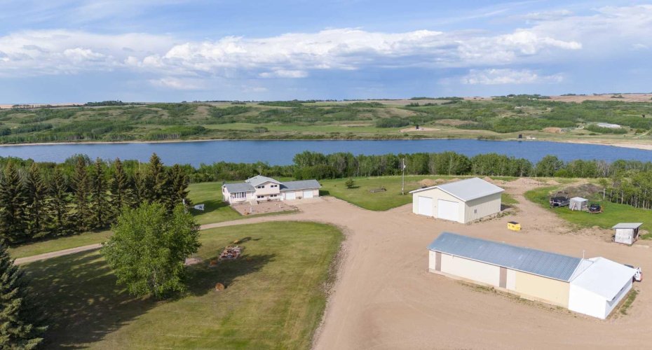 326506 TWP RD 500A, Rural, Saskatchewan S0M 1R0, 4 Bedrooms Bedrooms, ,2 BathroomsBathrooms,Residential,For Sale,326506 TWP RD 500A,A2225750