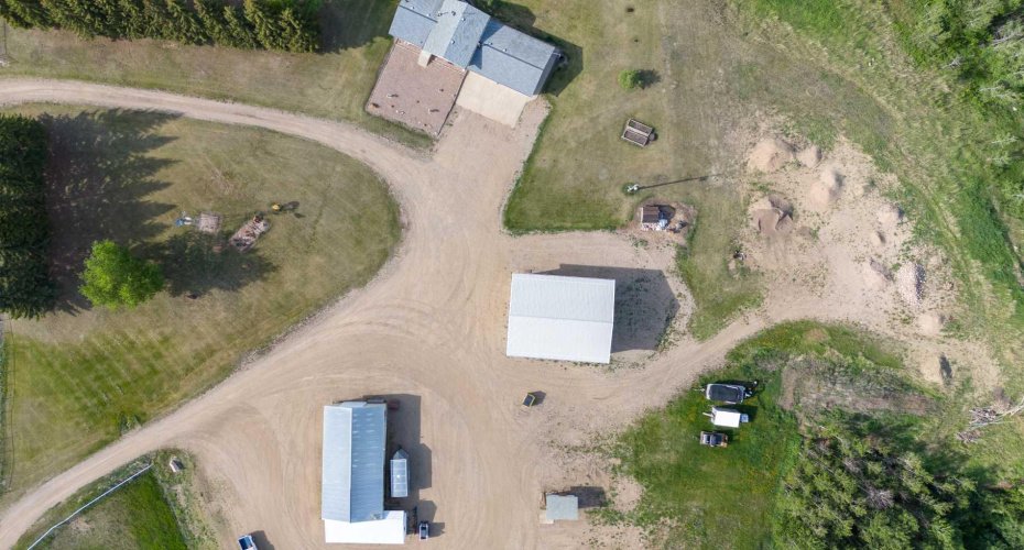 326506 TWP RD 500A, Rural, Saskatchewan S0M 1R0, 4 Bedrooms Bedrooms, ,2 BathroomsBathrooms,Residential,For Sale,326506 TWP RD 500A,A2225750