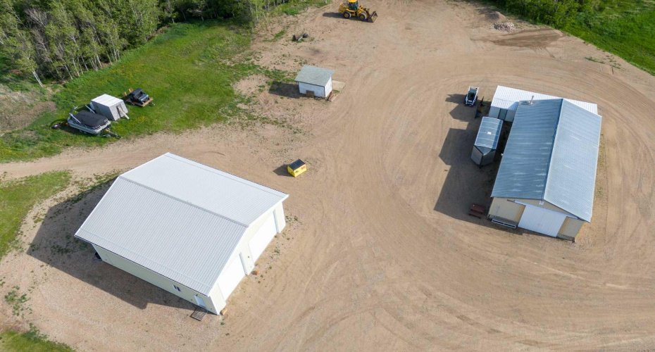 326506 TWP RD 500A, Rural, Saskatchewan S0M 1R0, 4 Bedrooms Bedrooms, ,2 BathroomsBathrooms,Residential,For Sale,326506 TWP RD 500A,A2225750