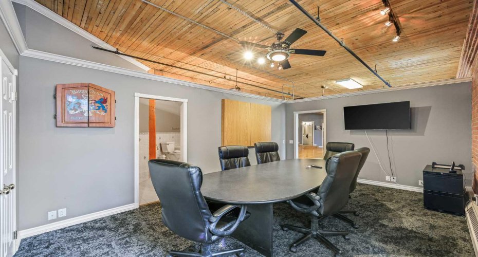 535 10 Avenue, Calgary, Alberta T2R 0A8, 1 Bedroom Bedrooms, ,2 BathroomsBathrooms,Residential,For Sale,10,A2224755