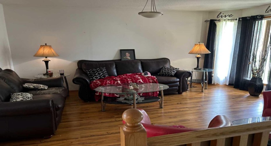 3 Upland Road, Brooks, Alberta T1R 0P8, 3 Bedrooms Bedrooms, ,2 BathroomsBathrooms,Residential,For Sale,Upland,A2226242