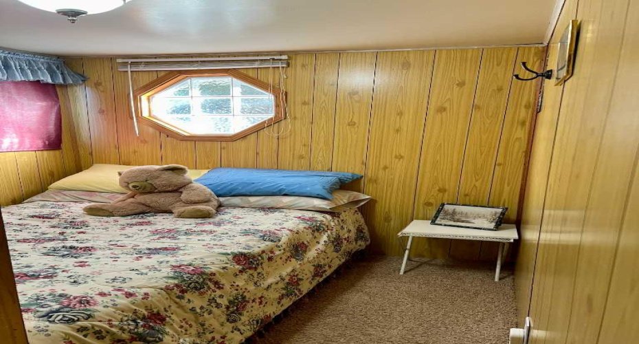 4 Lee Lake Road, Rural Pincher Creek No. 9, M.D. of, Alberta T0K 1W0, 3 Bedrooms Bedrooms, ,1 BathroomBathrooms,Residential,For Sale,Lee Lake,A2177979