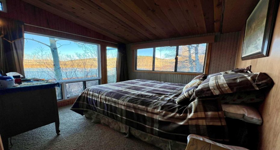 4 Lee Lake Road, Rural Pincher Creek No. 9, M.D. of, Alberta T0K 1W0, 3 Bedrooms Bedrooms, ,1 BathroomBathrooms,Residential,For Sale,Lee Lake,A2177979