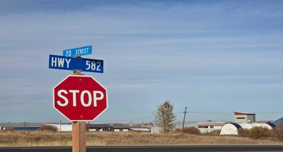 2412 20th Street, Didsbury, Alberta T0M0A2, ,Commercial,For Sale,Dairy Queen,20th,A2224725