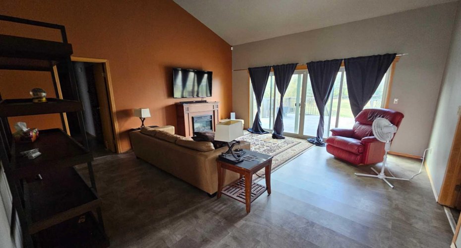 5314 MUNICIPAL ROAD, Coronation, Alberta T0C1C0, 5 Bedrooms Bedrooms, ,3 BathroomsBathrooms,Residential,For Sale,MUNICIPAL ROAD,A2223635