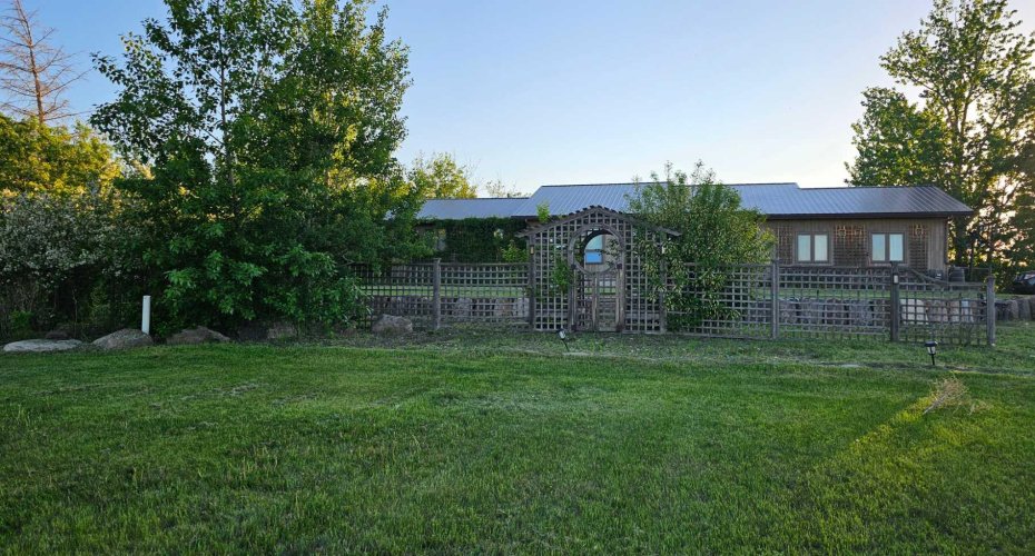 5314 MUNICIPAL ROAD, Coronation, Alberta T0C1C0, 5 Bedrooms Bedrooms, ,3 BathroomsBathrooms,Residential,For Sale,MUNICIPAL ROAD,A2223635