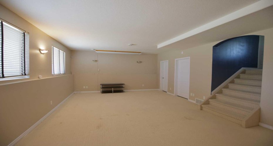 110 GUIMOND Place, Hinton, Alberta T7V2C5, 4 Bedrooms Bedrooms, ,3 BathroomsBathrooms,Residential,For Sale,GUIMOND,A2227524